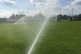 Automatická závlaha fotbalového hřiště